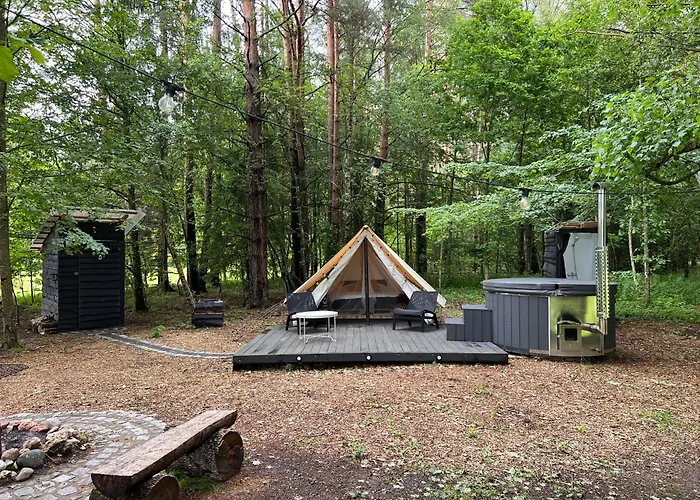 Glempings Jaunsaimnieki